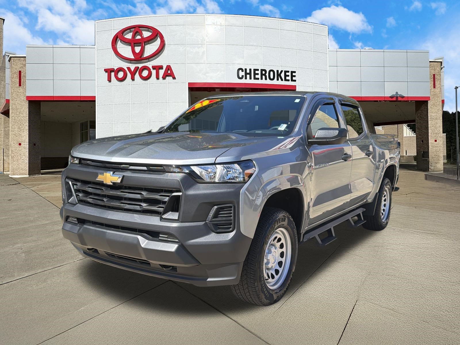 Used 2025 Chevrolet Colorado W/T w/ WT Convenience Package II AWD/4WD image 1