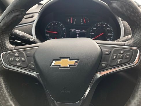 Used 2023 Chevrolet Malibu LT image 18