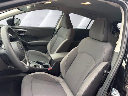 Certified 2025 Subaru Impreza 2.0i image 8