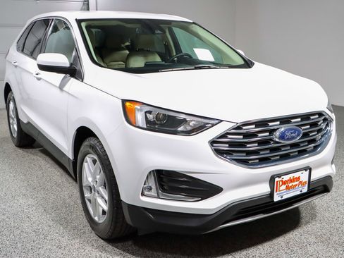 Used 2022 Ford Edge SEL w/ Convenience Package AWD/4WD image 5