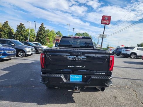 Used 2024 GMC Sierra 2500 Denali Ultimate image 6