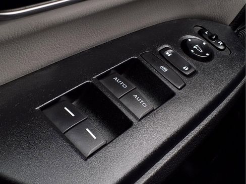 Certified 2020 Honda CR-V Touring image 31