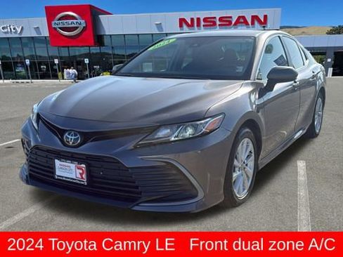 Used 2024 Toyota Camry LE image 7