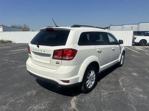 Used 2017 Dodge Journey SXT w/ Comfort/Convenience Group image 5