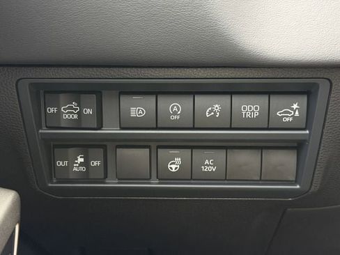 New 2026 Toyota Tundra Platinum AWD/4WD image 22