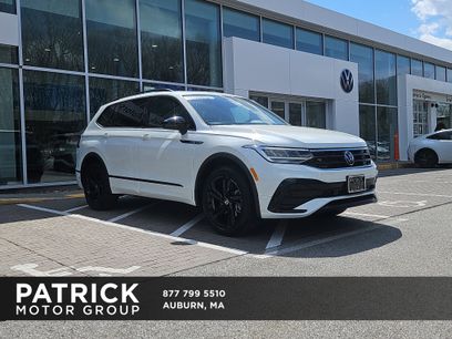 Used 2023 Volkswagen Tiguan SE R-Line