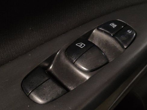 Used 2019 Nissan Sentra S FWD image 27