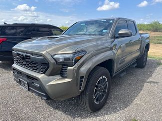 Used 2025 Toyota Tacoma TRD Sport RWD video 1