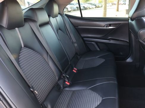 Used 2023 Toyota Camry SE w/ Convenience Package image 31