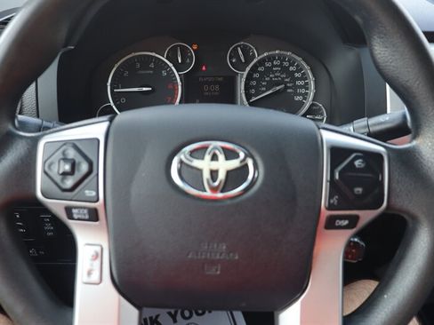 Used 2016 Toyota Tundra SR5 w/ SR5 Upgrade Package AWD/4WD image 10