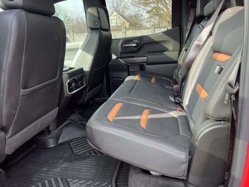 Used 2022 GMC Sierra 1500 AT4 w/ AT4 Premium Package image 12