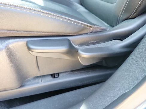 Used 2024 Buick Encore GX Preferred FWD image 18