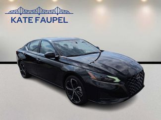 Used 2025 Nissan Altima 2.5 SR FWD video 1