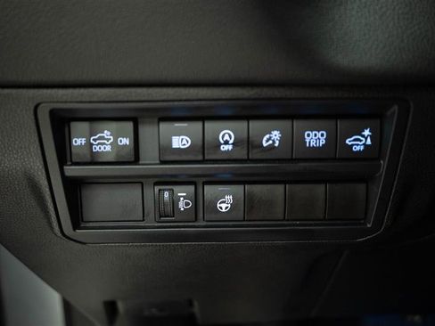 Used 2024 Toyota Tundra Limited image 29