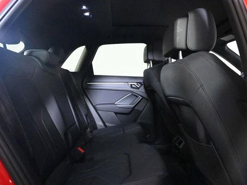 Used 2025 Audi Q3 2.0T Premium w/ Convenience Package image 17