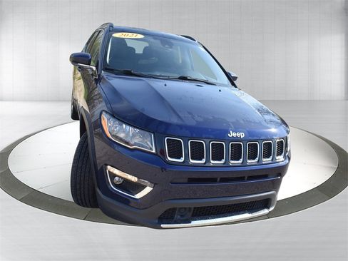 Used 2021 Jeep Compass Limited image 10