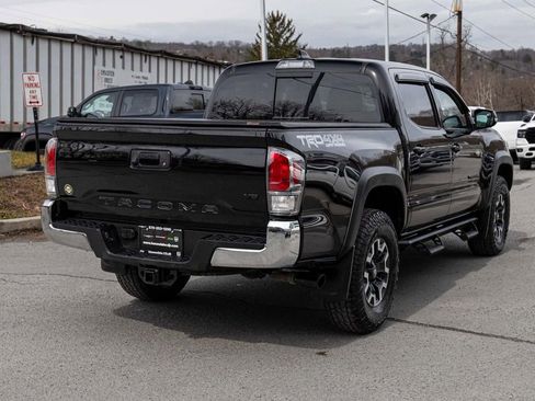 Used 2023 Toyota Tacoma TRD Off-Road w/ Black Out Package (TMS) image 4