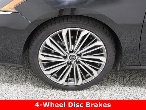 Used 2023 Nissan Altima 2.5 SL image 11