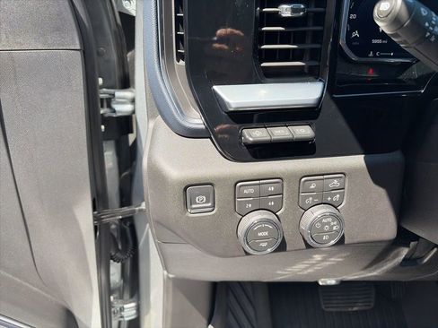 New 2026 Chevrolet Silverado 2500 High Country w/ High Country Premium Package image 19