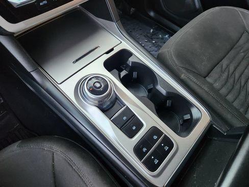 Used 2020 Ford Explorer XLT RWD image 21