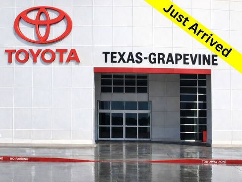 Used 2025 Jeep Compass Trailhawk image 3