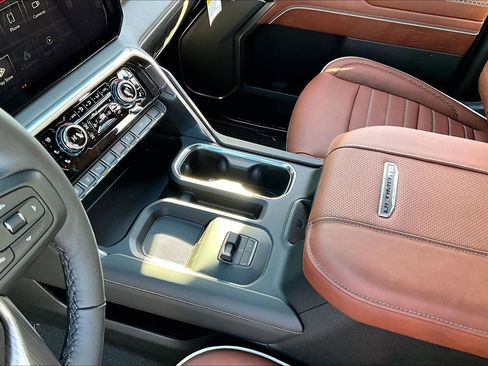 New 2026 GMC Sierra 3500 Denali Ultimate w/ LPO, Black Badging Package image 8