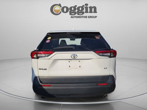Certified 2024 Toyota RAV4 LE FWD image 5