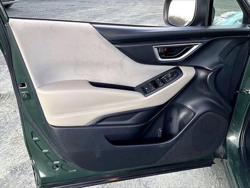 Used 2022 Subaru Forester image 9