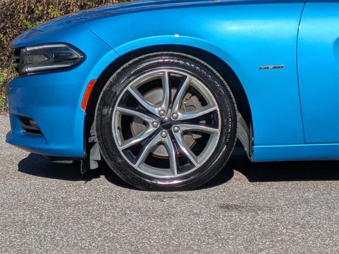 Used 2015 Dodge Charger R/T image 10