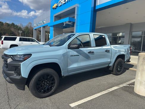 New 2026 Chevrolet Colorado W/T image 3