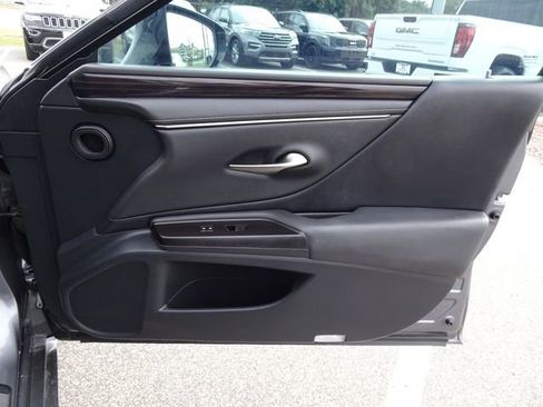Used 2019 Lexus ES 350 w/ Premium Package FWD image 17