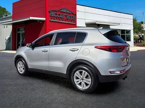 Used 2017 Kia Sportage LX w/ LX Popular Package AWD/4WD image 3