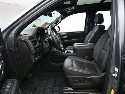 Used 2022 Chevrolet Tahoe LT w/ LT Signature Plus Package image 12