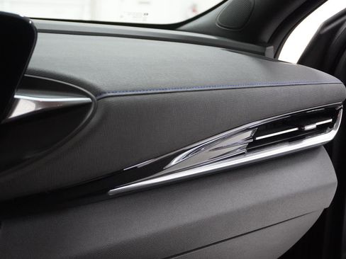 Used 2024 Buick Envista Sport Touring w/ Convenience II Package image 32