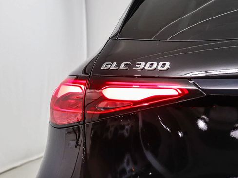 Certified 2026 Mercedes-Benz GLC 300 image 11