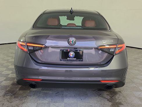 Used 2024 Alfa Romeo Giulia Ti w/ Performance Driving Package RWD image 6