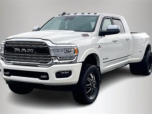 Used 2019 RAM 3500 Limited image 2