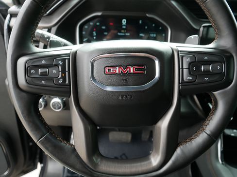 Used 2023 GMC Sierra 1500 AT4 w/ AT4 Preferred Package AWD/4WD image 25