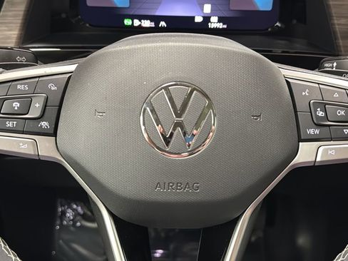 Used 2024 Volkswagen Atlas SEL AWD/4WD image 16