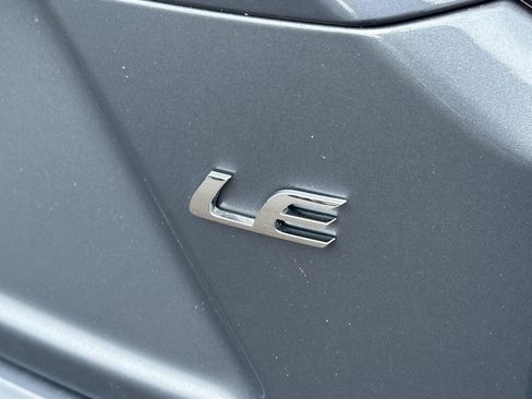 Used 2025 Toyota Corolla LE FWD image 10