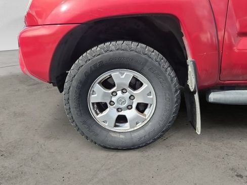 Used 2013 Toyota Tacoma 4x4 Double Cab w/ TRD Off-Road Pkg image 9