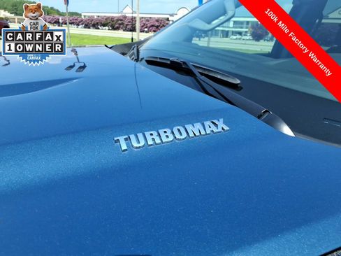 Used 2024 Chevrolet Silverado 1500 LT AWD/4WD image 10