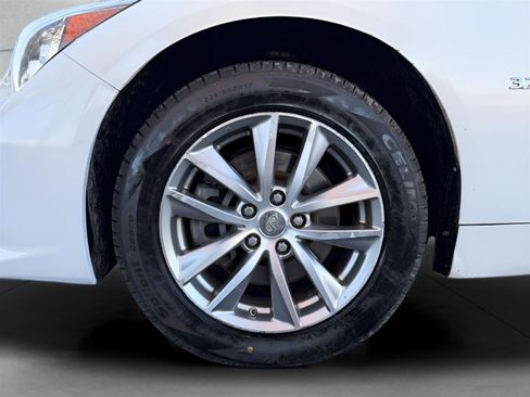 Used 2014 INFINITI Q50 Premium w/ Navigation Package image 28