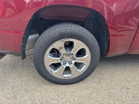 Used 2024 RAM 1500 Big Horn AWD/4WD image 3
