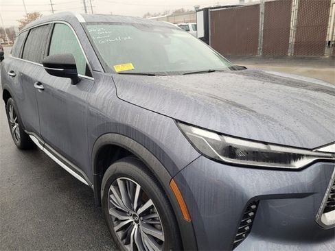 Used 2023 INFINITI QX60 Sensory w/ Vision Package image 8