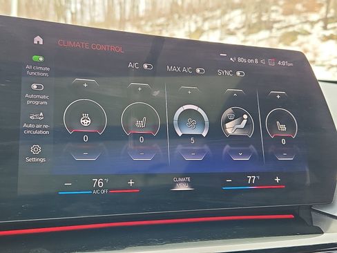 Used 2023 BMW X1 xDrive28i w/ M Sport Package image 16