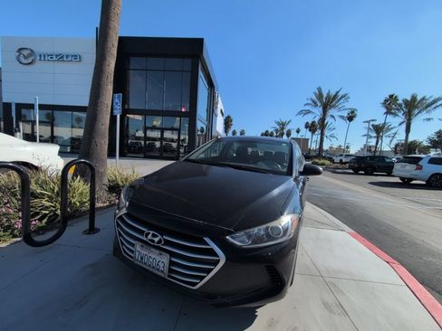 Used 2017 Hyundai Elantra SE FWD image 35