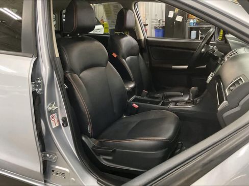 Used 2016 Subaru Crosstrek 2.0i Limited AWD/4WD image 9