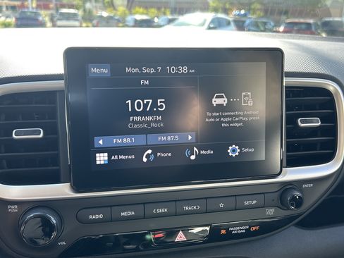 New 2026 Hyundai Venue SEL FWD image 23