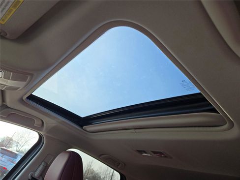 Used 2023 MAZDA CX-5 Carbon Edition image 29